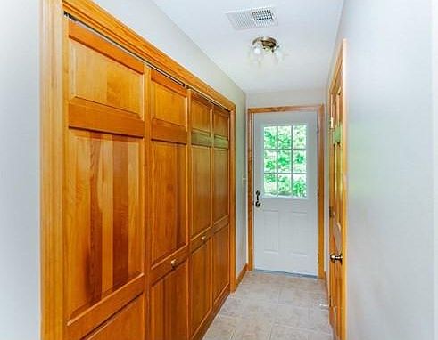 5th image of 1 Great Cedar Dr