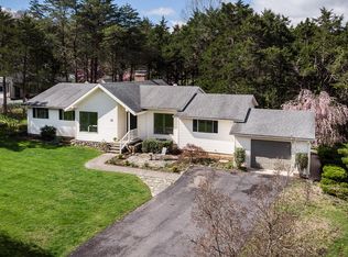 28 Edgewood Dr, Lexington, VA 24450