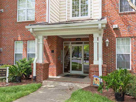 3rd image of 323 Providence Glen Dr #323