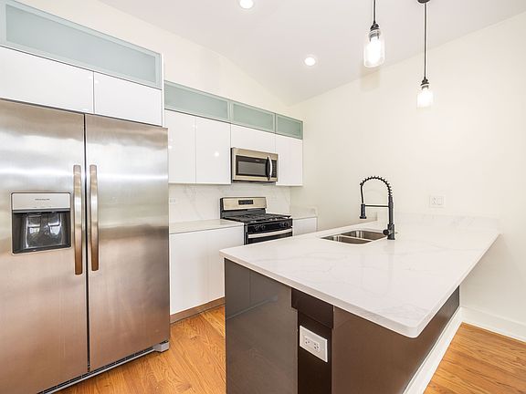 4th image of 6316 S Evans Ave