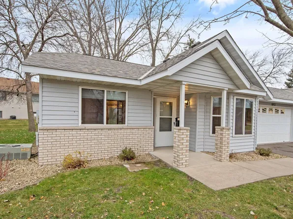 693 Belland Ave, Vadnais Heights, MN 55127