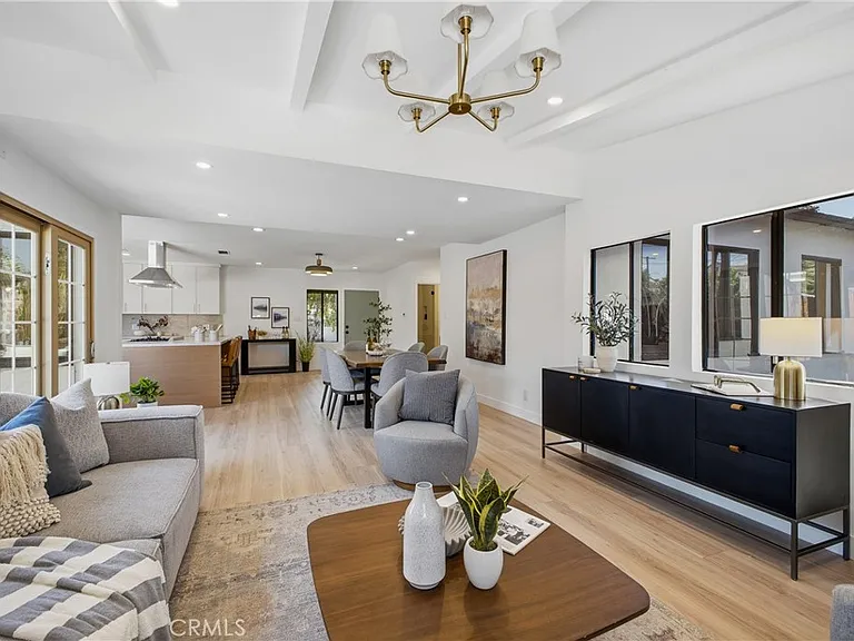 6845 Aura Ave — Photo 11