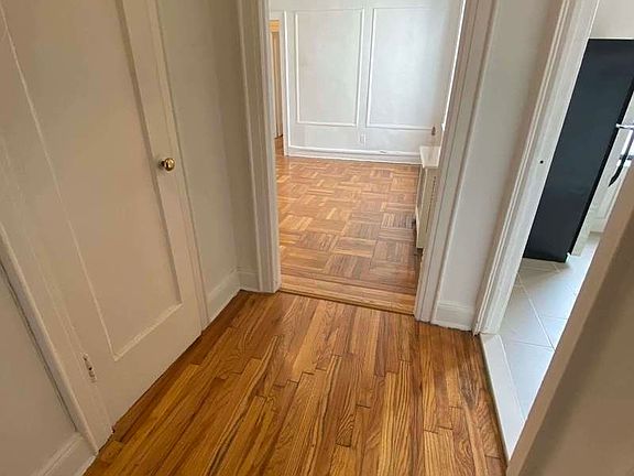 5th image of 27-20 23rd St #4E