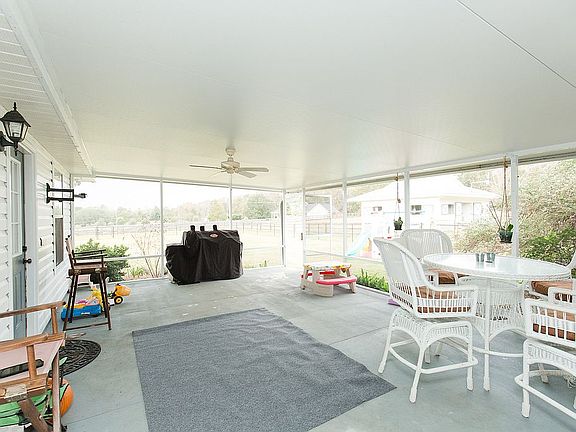 4th image of 1056 Green Hill Trce
