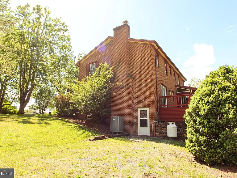 11 Hickory Ln — Photo 66