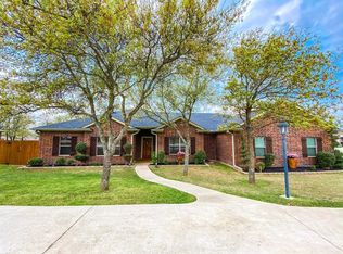 104 Canter Lane Dr, Stephenville, TX 76401