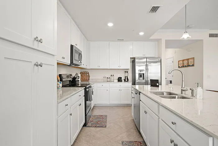 17520 Gawthrop Dr #303 — Photo 10