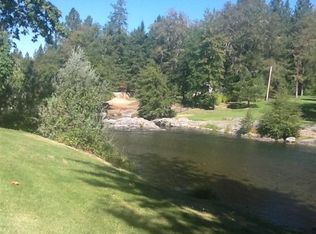 4346 Fish Hatchery Rd, Grants Pass, OR 97527