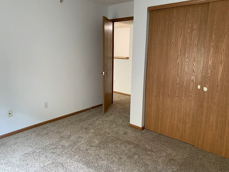 4252 Executive Pkwy #527 — Photo 12