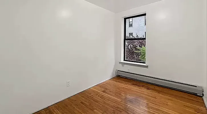 Rented by REAL New York | media 11