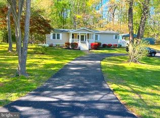 107 Woodside Ln, Stafford, VA 22556