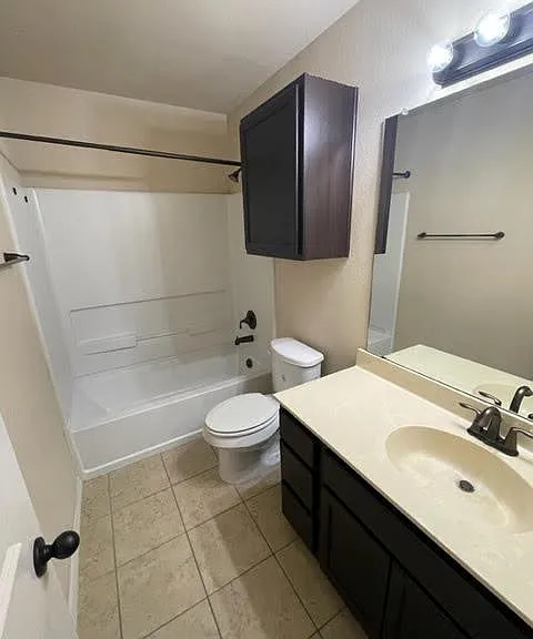 118 Creekside Villa Dr — Photo 13