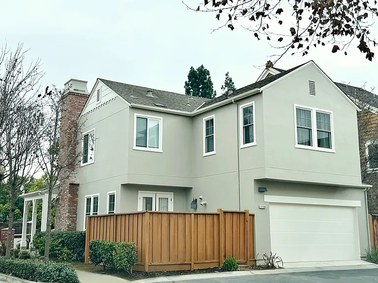 1138 Miramonte Ave — Photo 2