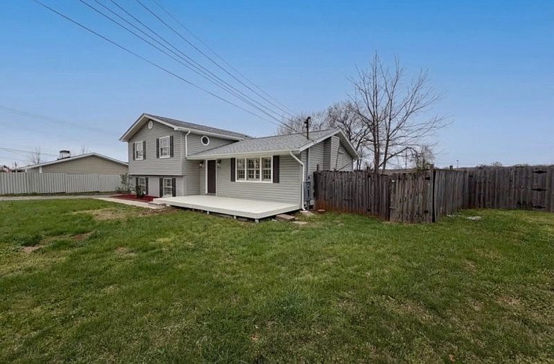 1st image of 8720 Kildare Dr
