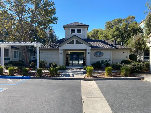 2402 Hastings Shore Ln, Redwood City, CA 94065