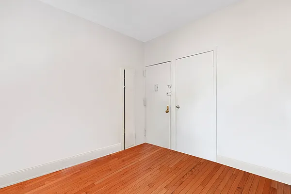 Rented by Compass | media 6