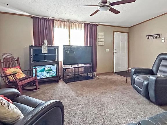 5th image of 9303 Canyon Trail Dr
