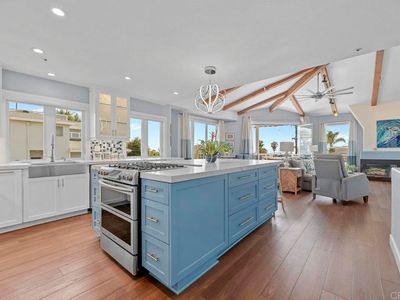 2057 Oxford Ave, Cardiff, CA, 92007