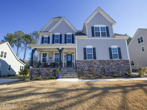 119 Plantation Dr, Southern Pines, NC 28387