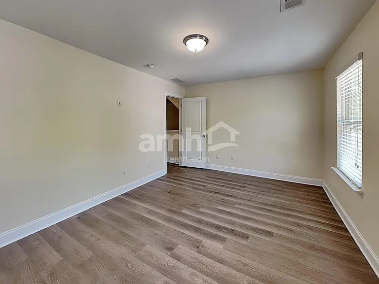 2474 Beal St — Photo 11