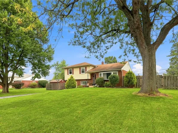 3135 South Dr, Allentown, PA 18103