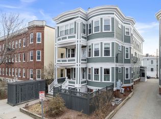 122 Trowbridge Condominium, Cambridge, MA 02138