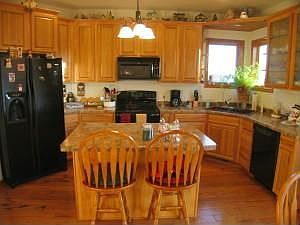 3rd image of 535 Moraine Dr