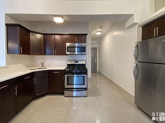 4th image of 710 Avenue S APT B3