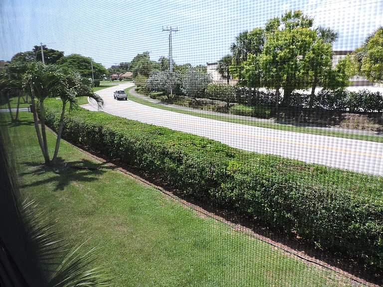 3111 Gardens East Dr #25 — Photo 14