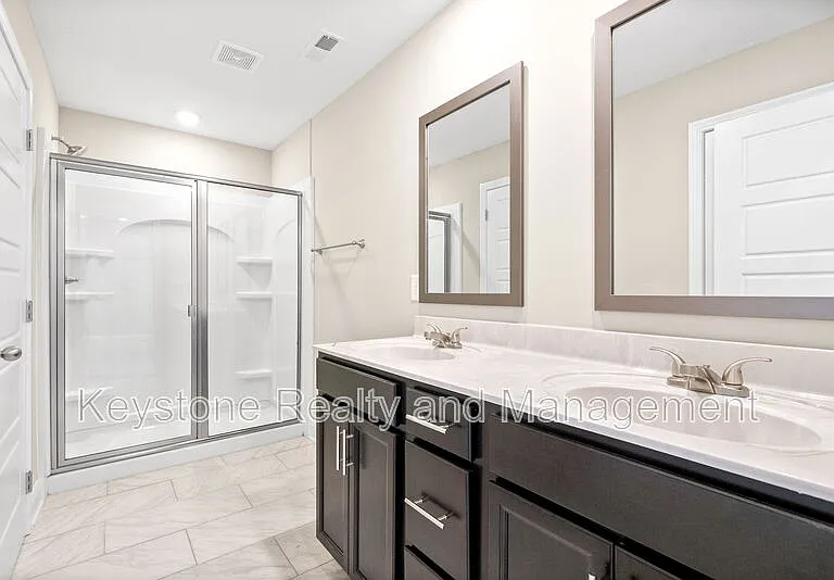 1237 Cardinal Creek Dr — Photo 10
