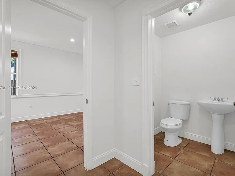8853 SW 108th Pl — Photo 25