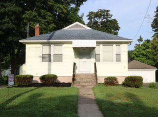 56 Norman St, Manchester, CT 06040