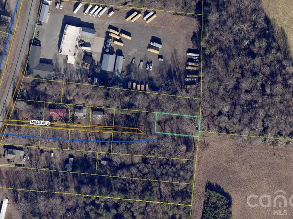 88 Millsaps St, Taylorsville, NC 28681