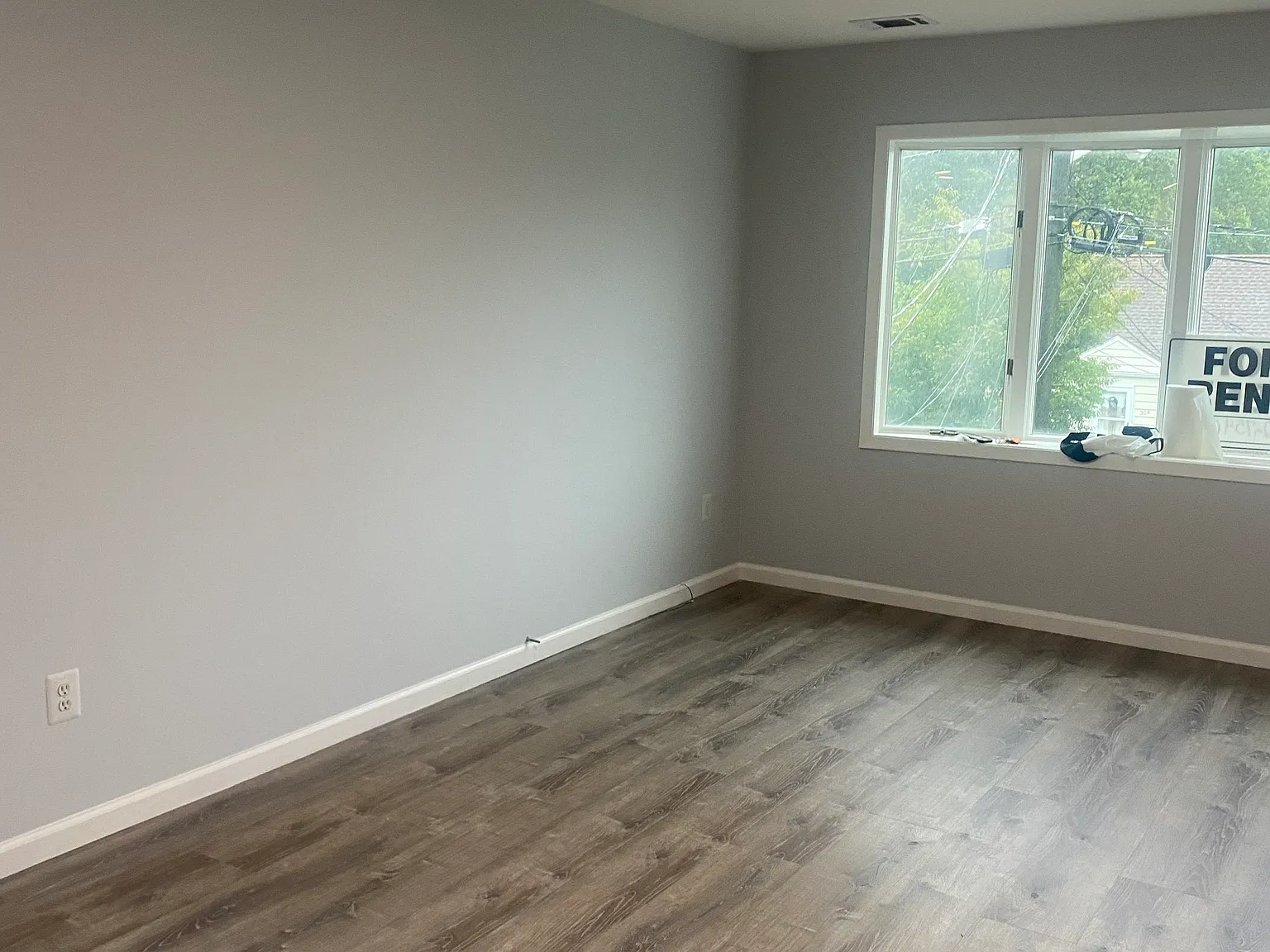 2 bed, 900 sqft, $2,200 — Photo 4