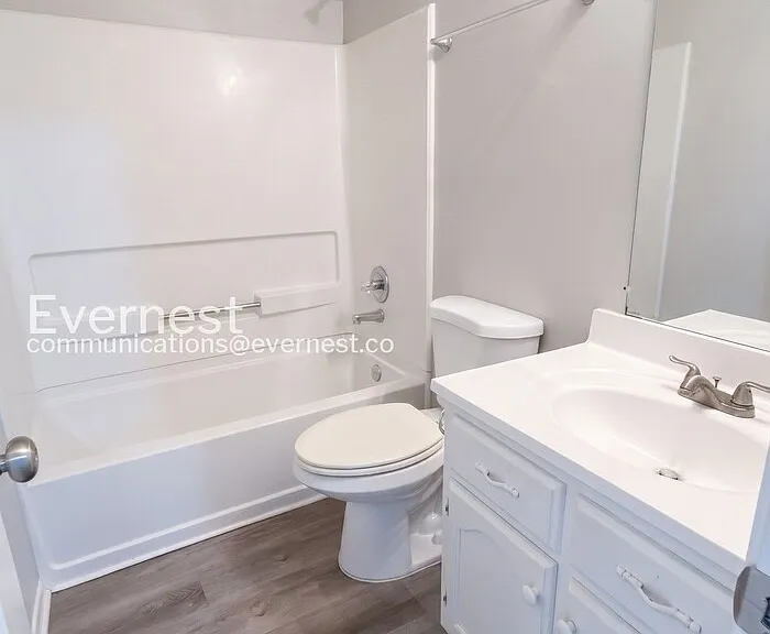 4199 Blackstone Dr — Photo 8