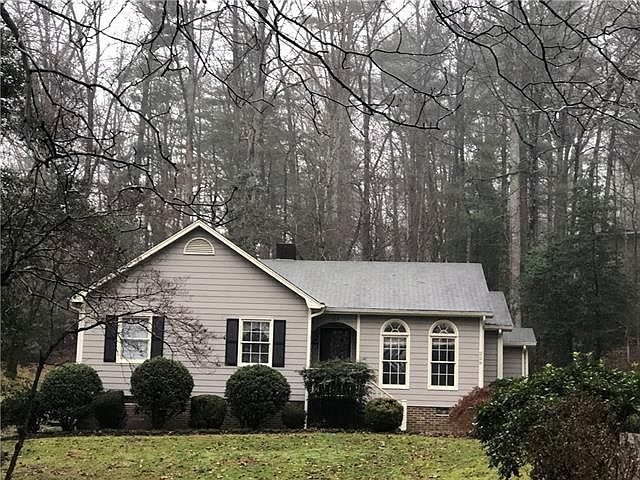 1st image of 229 Tremont Park Dr SE