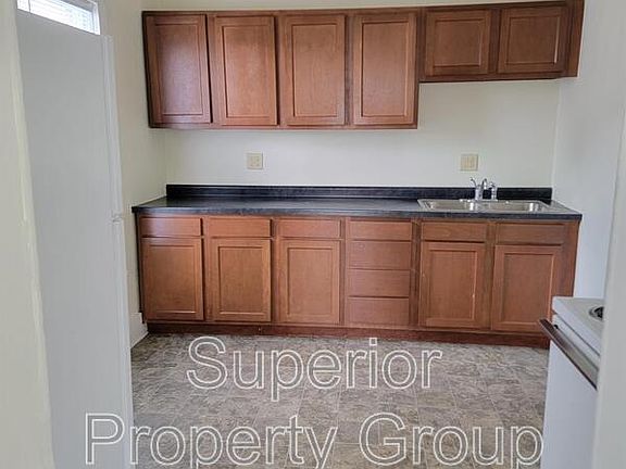 2nd image of 334 Park Ave