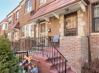 6740 Burns St, Forest Hills, NY 11375