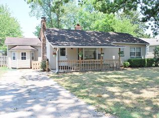 410 Chautauqua Ln, Dexter, MO 63841