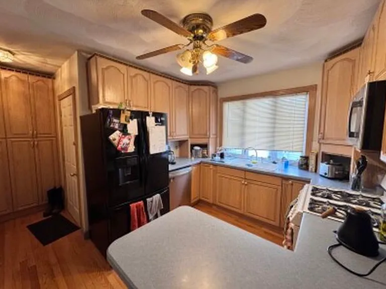 82 Conwell Ave #B — Photo 11