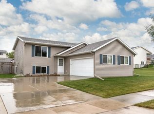4436 7th St NW, Rochester, MN 55901