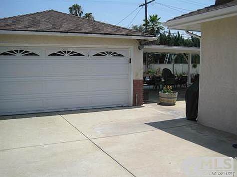 5th image of 6418 Denny Ave