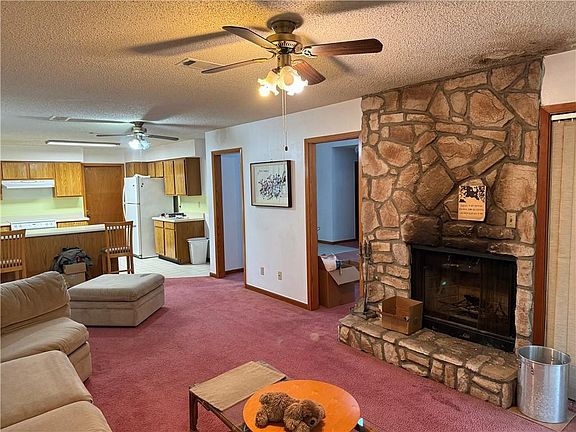 3rd image of 109 Burnley Dr