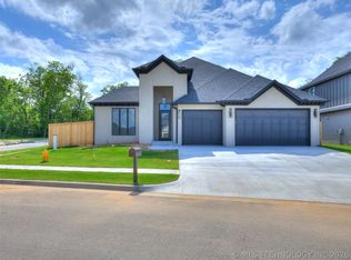 11264 S Fir Ave W, Jenks, OK 74037
