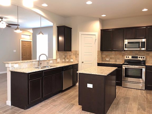 5th image of 1002 W Sierra Vista Ct