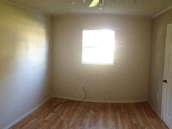 3rd image of 1118 Connecticut Ave