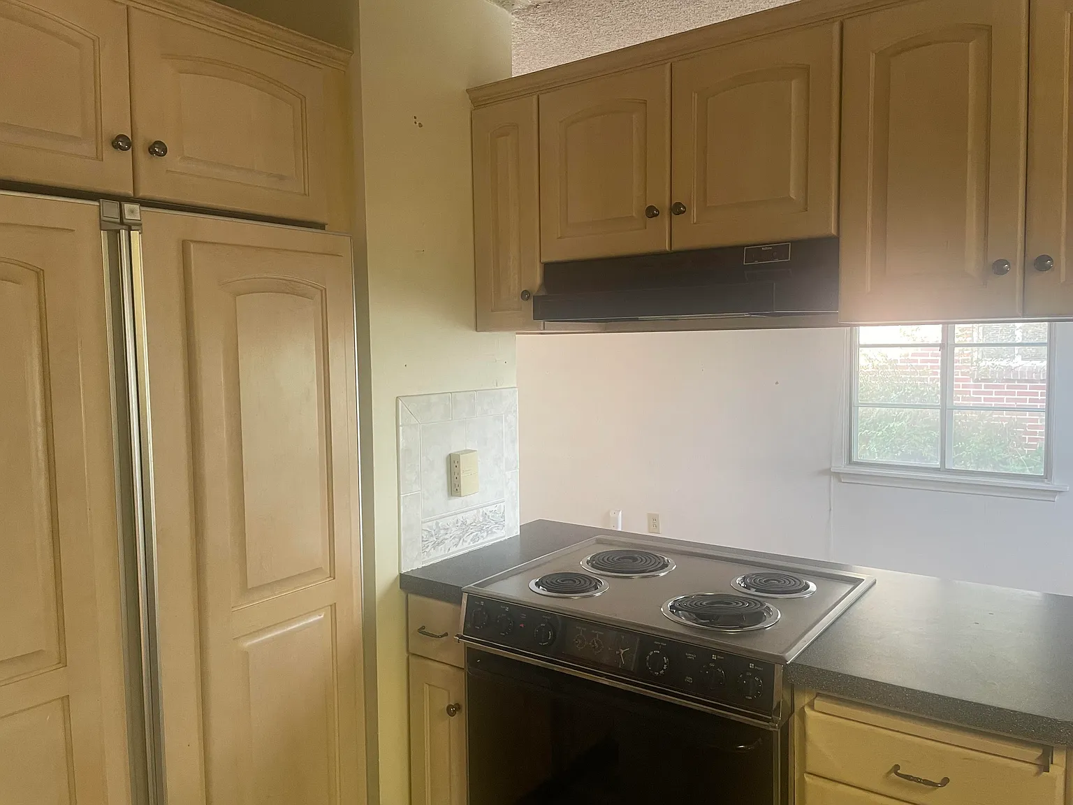 3 bed, 1600 sqft, $1,950 — Photo 4