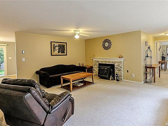 4th image of 4897 Dana Dr SE