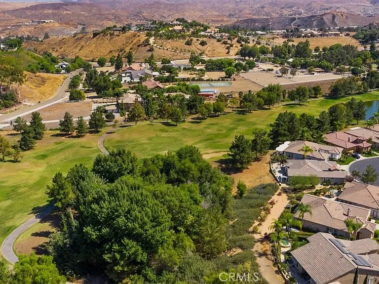 23833 Fawnskin Dr — Photo 20