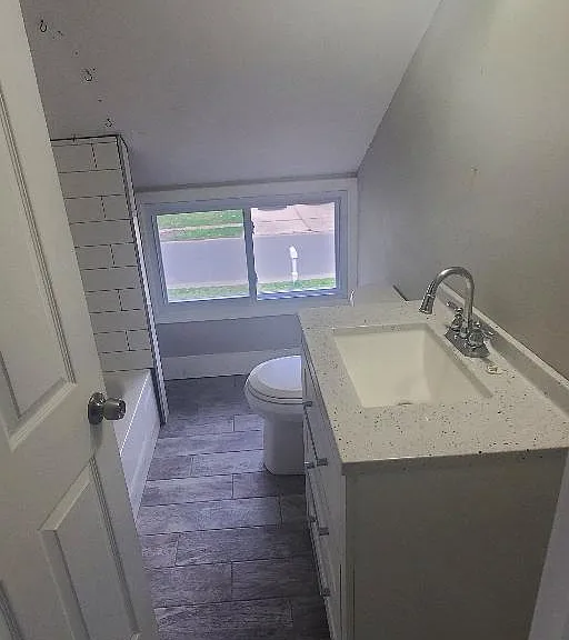2nd floor bath